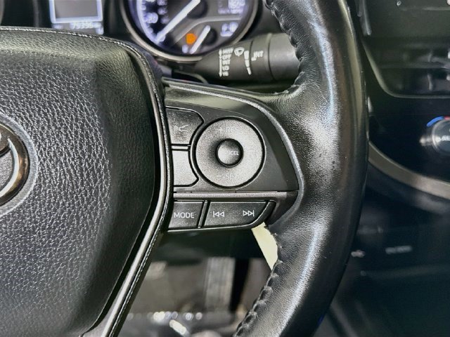 Used 2021 Toyota Camry SE FWD image 14
