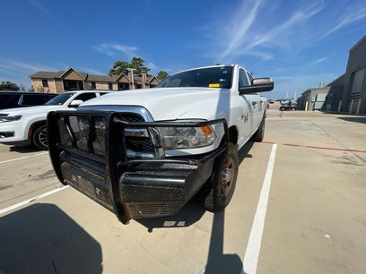 Used 2016 RAM 2500 Tradesman w/ Chrome Appearance Group
