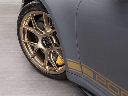 Used 2026 Porsche 911 GT3 RWD image 13