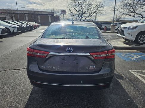 Used 2016 Toyota Avalon Limited image 7
