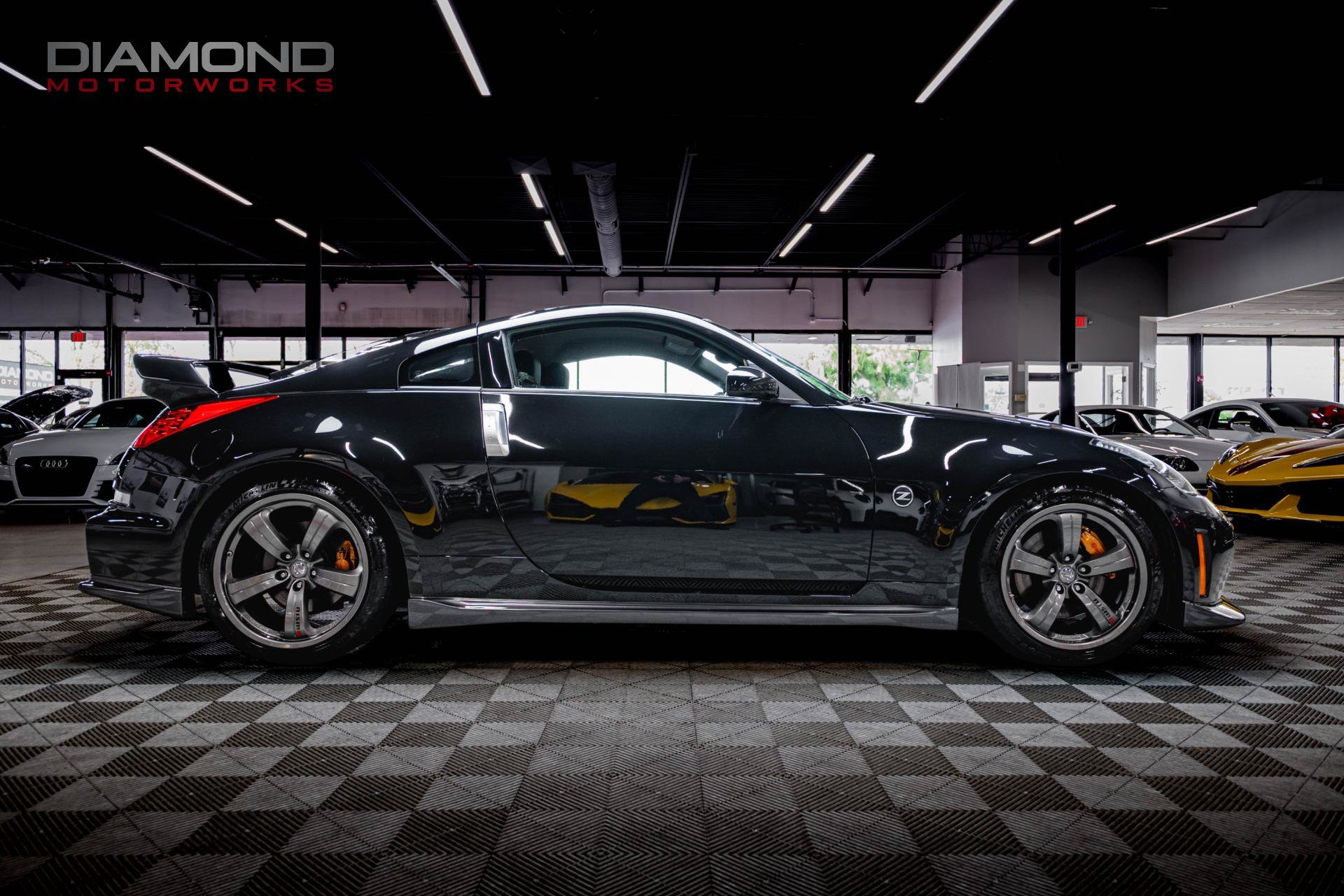 Used 2007 Nissan 350Z NISMO RWD image 16