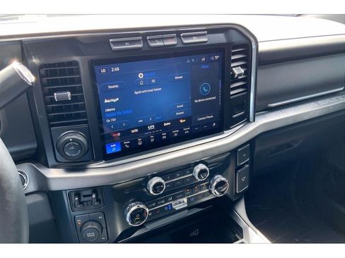 Used 2024 Ford F250 Platinum AWD/4WD image 7
