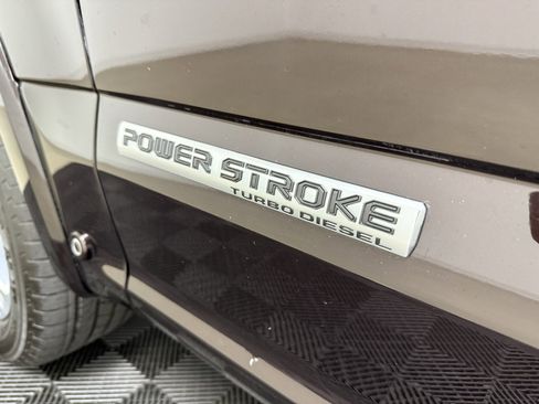 Used 2018 Ford F150 Platinum w/ Equipment Group 701A Luxury image 13