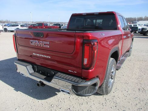 New 2026 GMC Sierra 1500 SLT w/ SLT Premium Plus Package AWD/4WD image 5