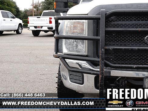 Used 2015 Ford F550 4x4 Crew Cab Super Duty image 35