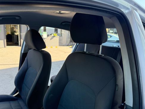 Used 2015 Kia Rio LX image 14