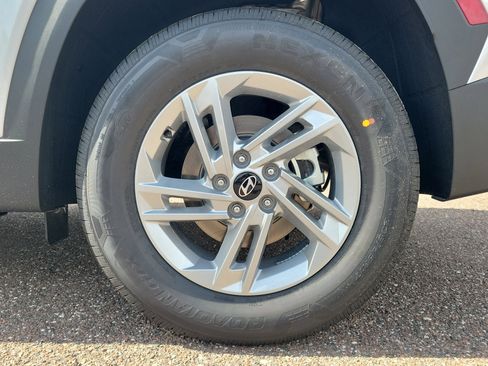 New 2026 Hyundai Tucson SE image 5