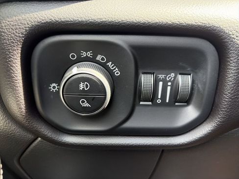 Used 2024 RAM 2500 Laramie w/ Sport Appearance Package image 24