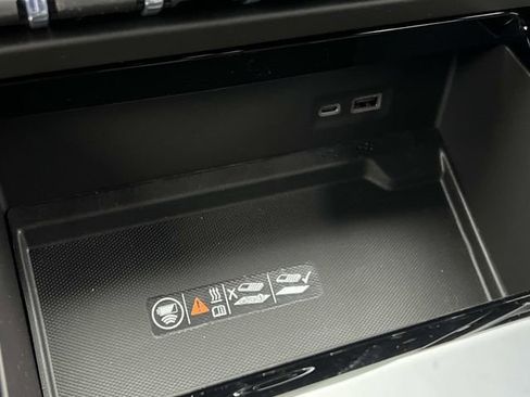 New 2026 GMC Yukon XL Elevation image 25