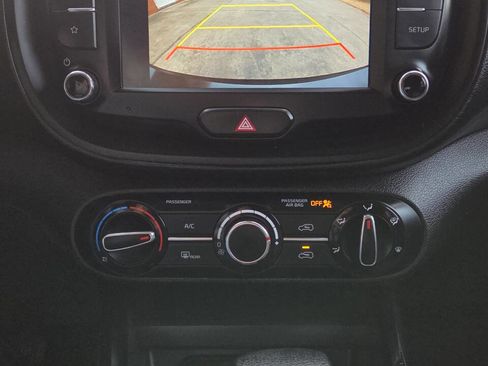 Used 2023 Kia Soul LX w/ Option Group 015 image 16