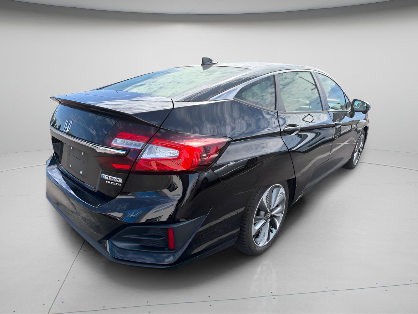 Used 2018 Honda Clarity Touring image 11