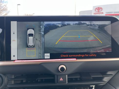 New 2025 Toyota Crown Signia image 20