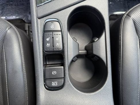 Certified 2022 Kia Niro EX Premium FWD image 23