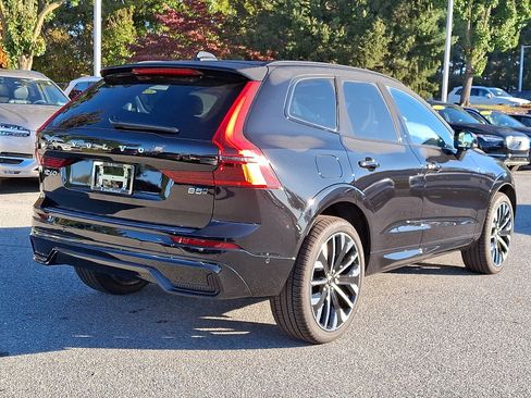 New 2026 Volvo XC60 B5 Ultra w/ Protection Package Premier image 4