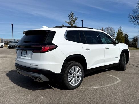 New 2026 GMC Acadia Elevation w/ Elevation Premium Package FWD image 2