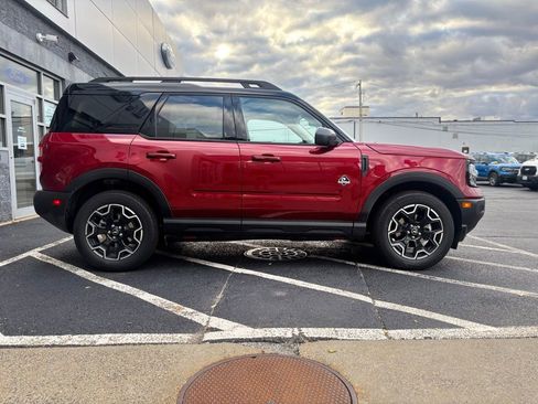 New 2025 Ford Bronco Sport Outer Banks image 8