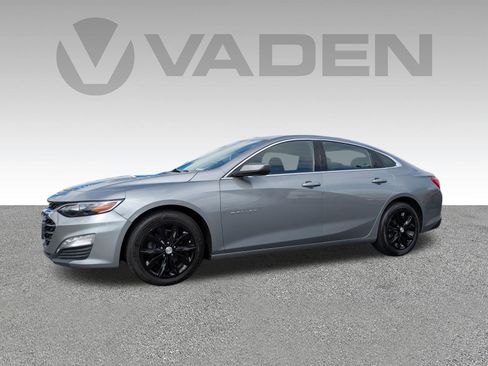 Used 2023 Chevrolet Malibu LT image 2