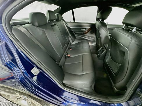 Used 2018 BMW 330i Sedan RWD image 28