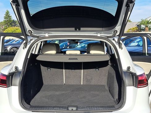 Certified 2025 Audi Q6 e-tron Premium w/ Convenience Package image 12