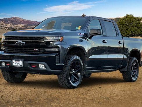 Used 2021 Chevrolet Silverado 1500 LT Trail Boss image 8