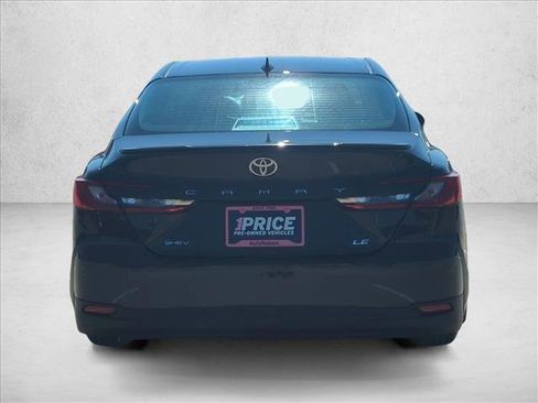 Used 2025 Toyota Camry LE w/ Convenience Package image 6
