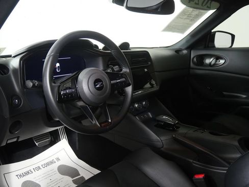 Used 2024 Nissan Z Performance w/ Floor Mat Package RWD image 14