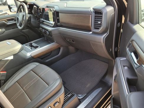 New 2026 Chevrolet Silverado 2500 High Country w/ Midnight Edition image 6