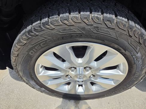 Used 2012 Toyota Sequoia Platinum RWD image 15