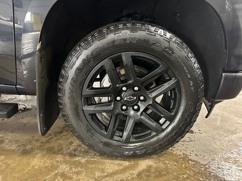 Used 2022 Chevrolet Silverado 1500 Custom image 39