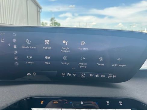 Used 2025 Buick Enclave Sport Touring FWD image 23