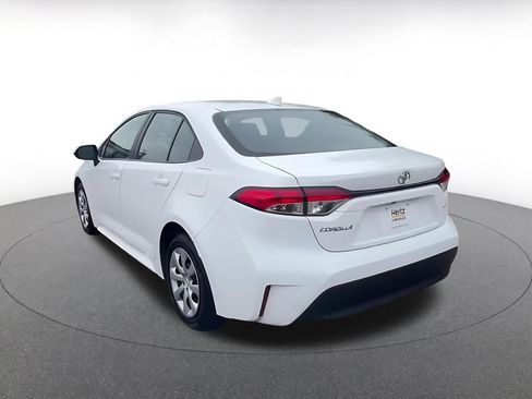 Used 2023 Toyota Corolla LE image 11