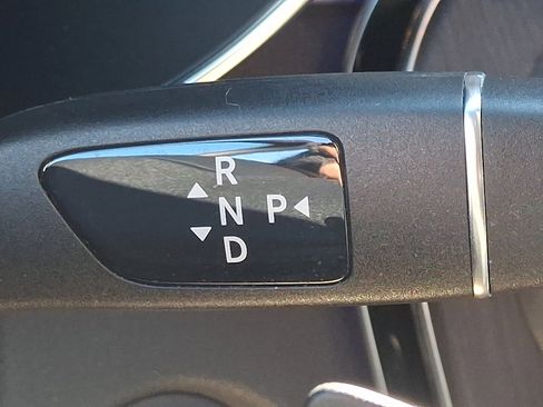 Certified 2022 Mercedes-Benz GLC 300 4MATIC image 15