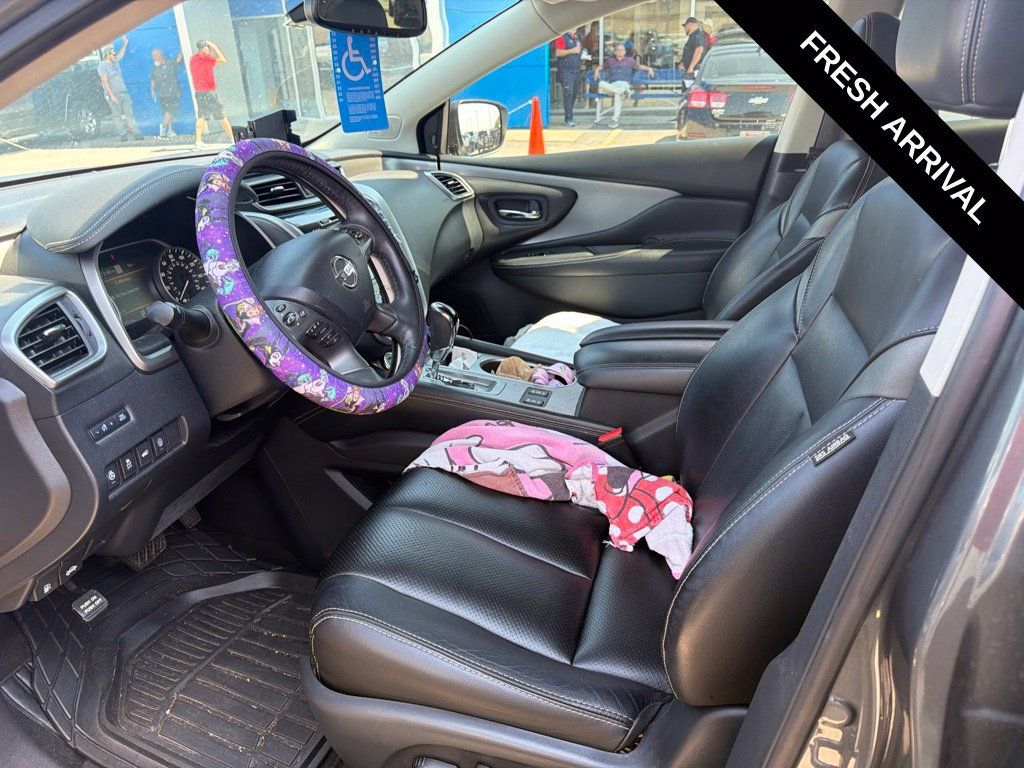 Used 2020 Nissan Murano SL w/ Cargo Package FWD image 5