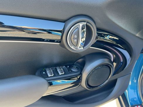 Certified 2023 MINI Cooper S image 13