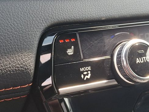 Used 2023 Honda Pilot Sport image 24