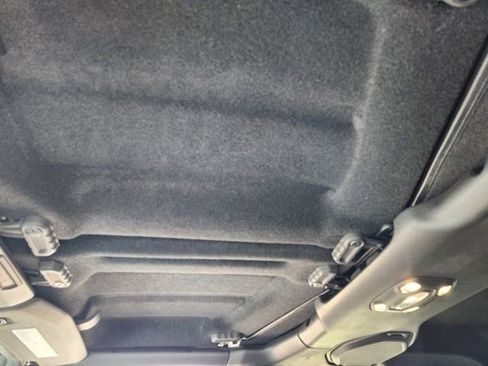 Used 2021 Jeep Gladiator Mojave image 26