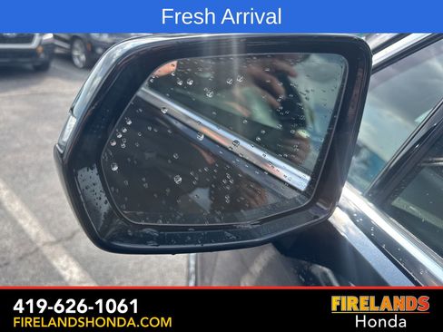 Used 2020 Cadillac XT5 Premium Luxury image 12