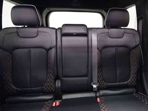 Used 2022 Jeep Grand Cherokee Summit AWD/4WD image 9