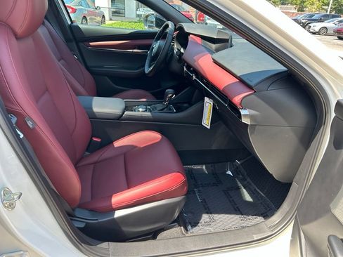 New 2026 MAZDA MAZDA3 Hatchback w/Premium Plus Pkg AWD/4WD image 12