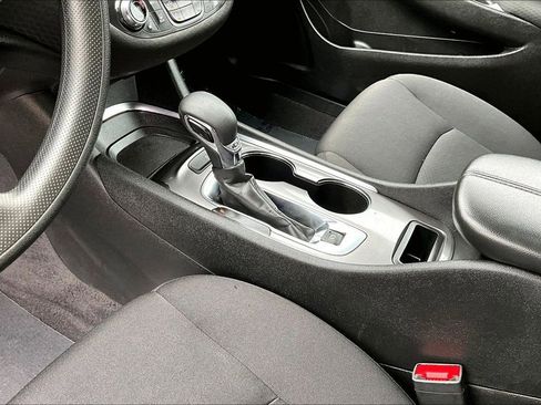 Used 2023 Chevrolet Malibu LT FWD image 16