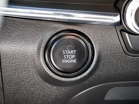 Used 2020 MAZDA MAZDA3 Premium 4dr Sedan image 32