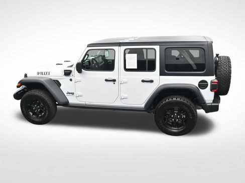 Used 2024 Jeep Wrangler Unlimited AWD/4WD image 29