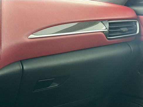 Used 2023 Maserati Levante Modena image 16