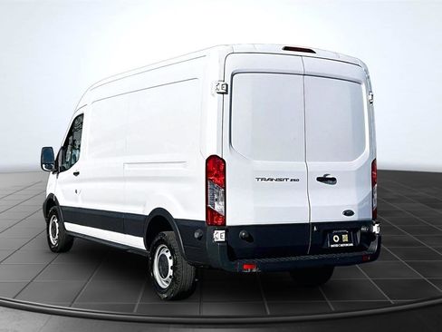 Used 2016 Ford Transit 250 148 Medium Roof image 4