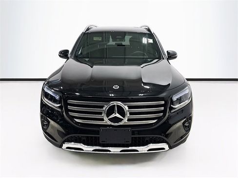 Certified 2025 Mercedes-Benz GLB 250 4MATIC image 2