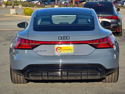 Used 2024 Audi e-tron GT Premium Plus image 33