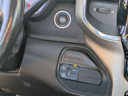 Used 2019 RAM 2500 Laramie image 26