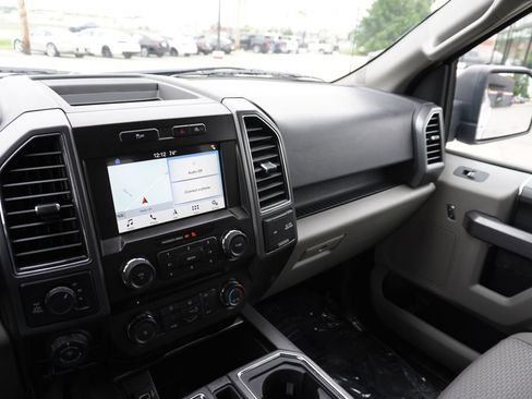 Used 2018 Ford F150 XLT w/ Equipment Group 302A Luxury AWD/4WD image 19