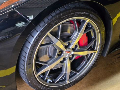 Used 2023 Chevrolet Corvette Stingray Premium Cpe w/ Z51 Performance Package image 11