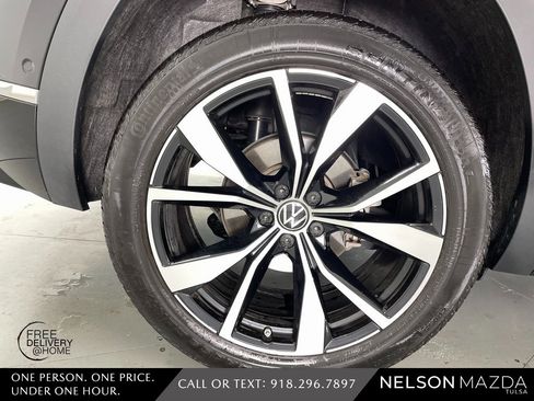 Used 2025 Volkswagen Atlas Cross Sport SEL Premium R-Line image 13